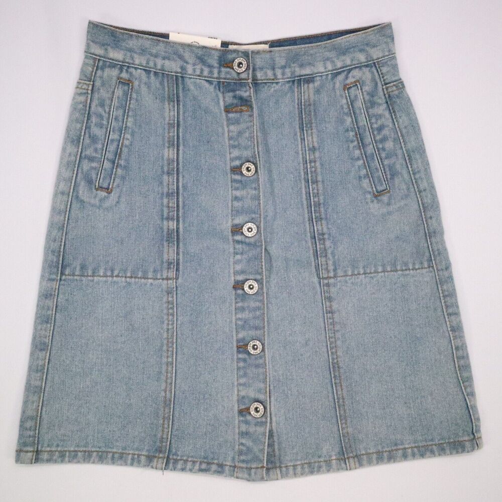 Umgee Denim Blue Jean Skirt NEW Size Small (Missing a button)